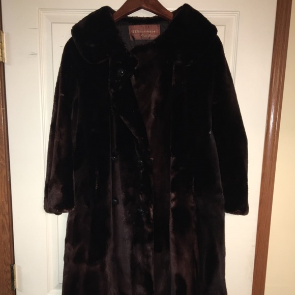Milgram Fur Salon Jackets & Blazers - VTG Kitovi Fouke Alaska Fur Seal Coat Women's S